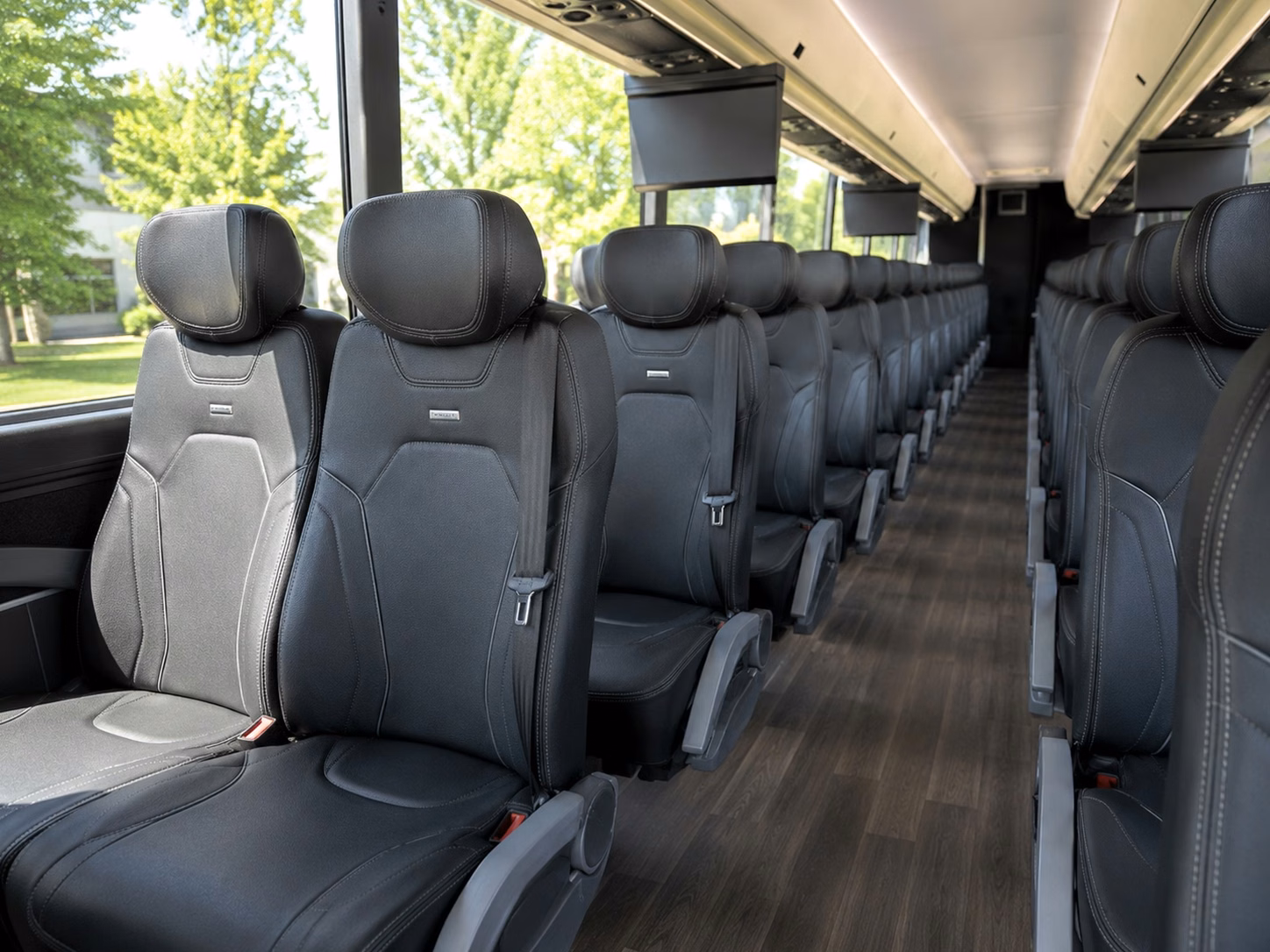 how where and when you re traveling affects philadelphia bus rental rates