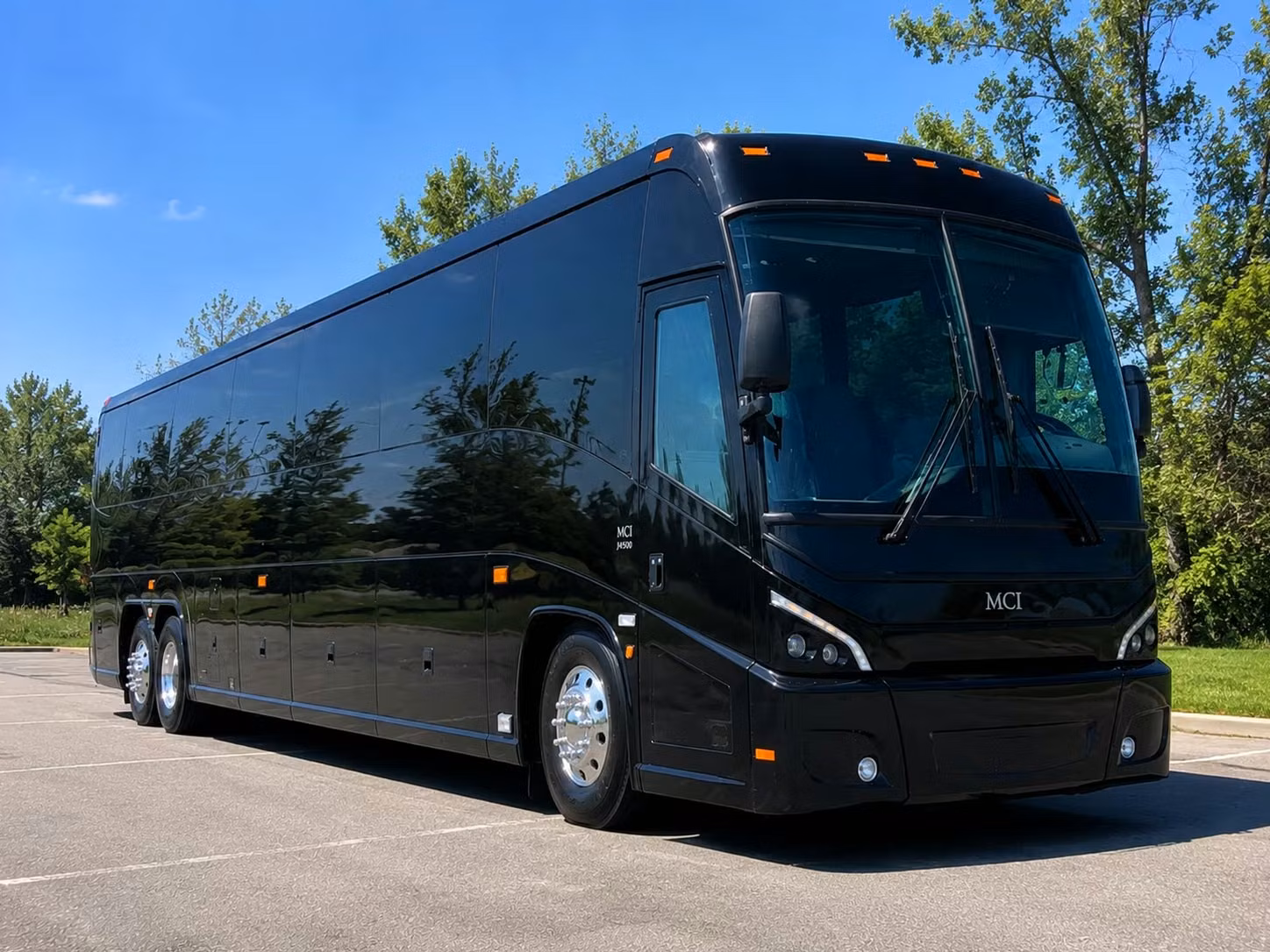 keeping veterans and military families moving in philadelphia with reliable charter bus service