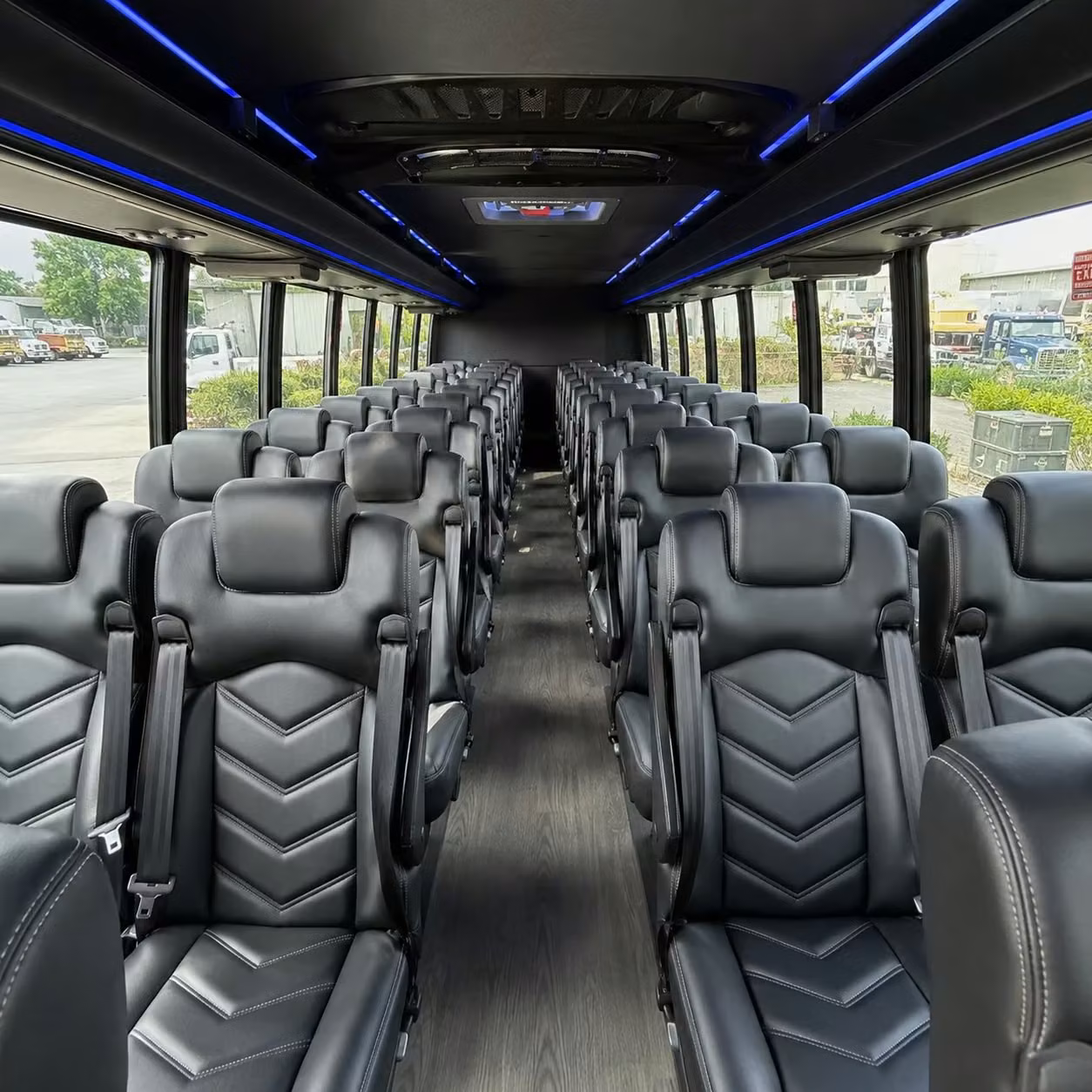 philadelphia 30 passenger minibus rental